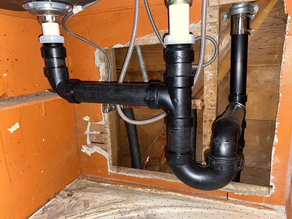 Professional Pipe Bursting equipment and tools on the job in Niles